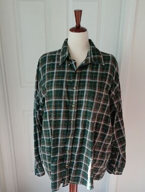 G.H. Bass & Co. Green Plaid Long-Sleeve Button-Down Shirt XL